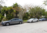 222 Zamora Ave in Coral Gables, FL - Building Photo - Building Photo