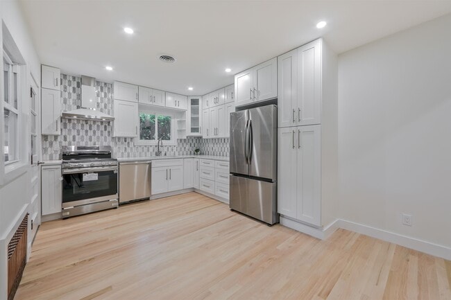 property at 21 E CENTRAL Ave