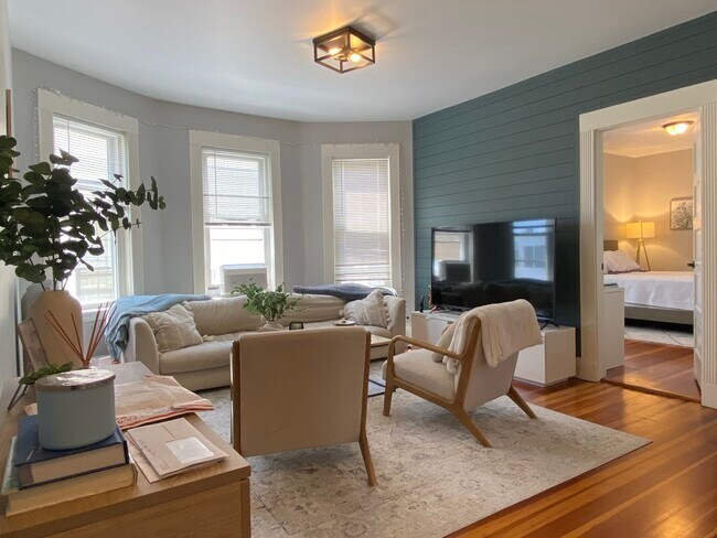 56 Mansfield St, Unit 3