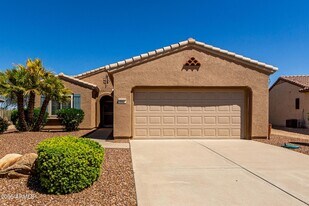 15027 W Home Run Dr in Surprise, AZ - Building Photo