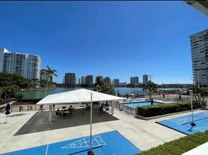 2780 NE 183rd St, Unit 1705 in Aventura, FL - Foto de edificio - Building Photo