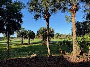 9142 Cherry Oaks Ln in Naples, FL - Foto de edificio - Building Photo