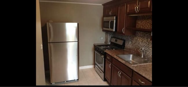 127 E Coulter Ave in Collingswood, NJ - Building Photo - Building Photo