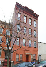 131 Ryerson St in Brooklyn, NY - Building Photo - Building Photo