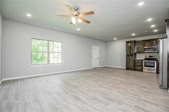 1903 Azlin Pl in Siloam Springs, AR - Building Photo - Building Photo