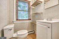 2914 Bayonne Ave photo'