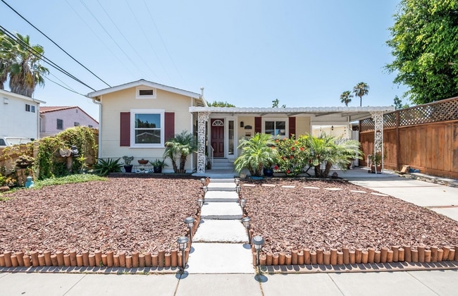 3207 Collier Ave in San Diego, CA - Building Photo - Building Photo