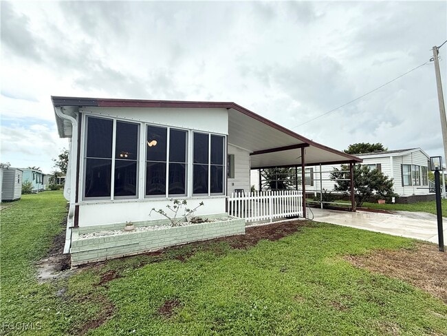 property at 3404 Rainbow Ln
