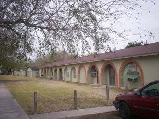 25 Fir St in Pharr, TX - Building Photo