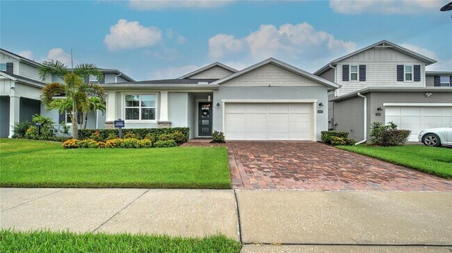 property at 3401 Bluff Oak Ln