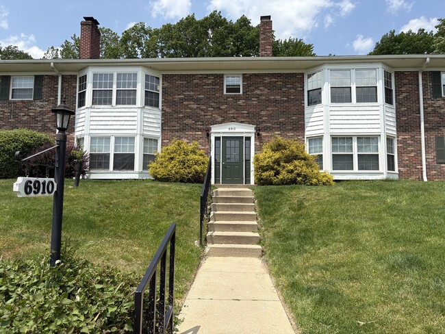 property at 6910 Carriage Hill Dr