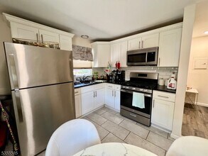 201 E 9th St in Plainfield, NJ - Building Photo - Building Photo