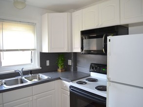 Garden City Apartments in Cranston, RI - Building Photo - Interior Photo