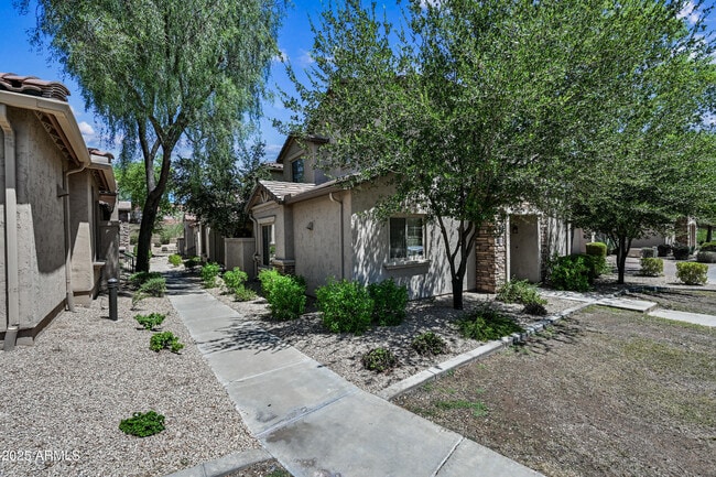 property at 41708 N Parker Ct