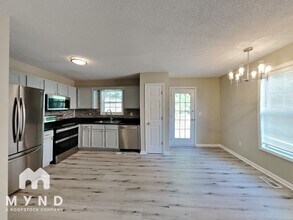 107 Huntington Ct in Dallas, GA - Building Photo - Building Photo