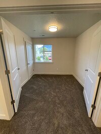 420 W 600 N St, Unit Seniors Only photo'