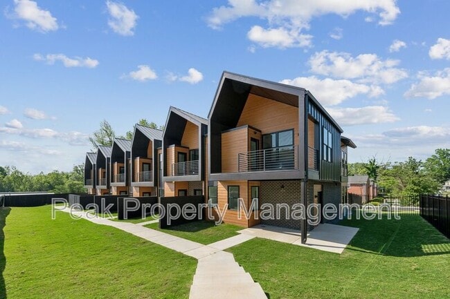 property at 1609 Pulaski St