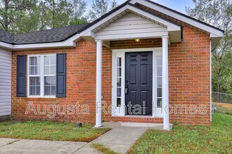 2824 Cranbrook Dr in Hephzibah, GA - Building Photo - Building Photo
