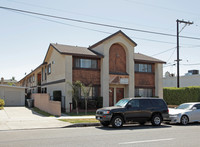 8040 Stewart and Gray Rd in Downey, CA - Foto de edificio - Building Photo