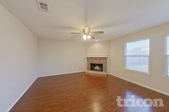 2611 Frederick St in Lancaster, TX - Building Photo - Building Photo