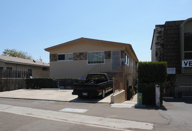 5445 Mildred St in San Diego, CA - Building Photo - Building Photo