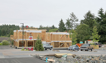 237 Island Hwy in View Royal, BC - Building Photo - Building Photo