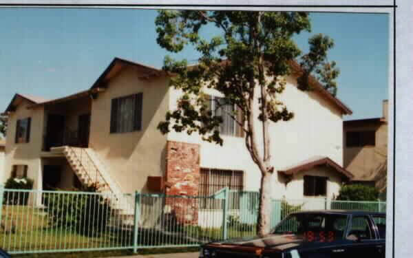 700 N Anna Dr in Anaheim, CA - Building Photo - Building Photo