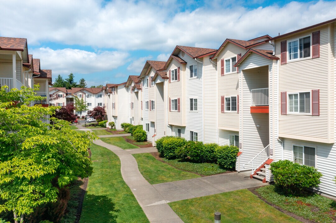 Silver Springs in Kent, WA - Building Photo