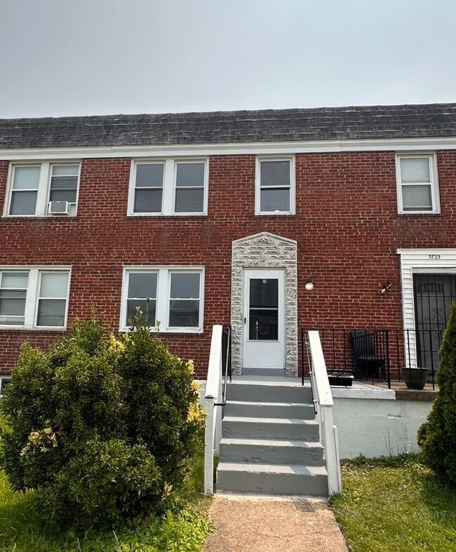 3725-FLOOR-3725-FLOO1 Bonview Ave