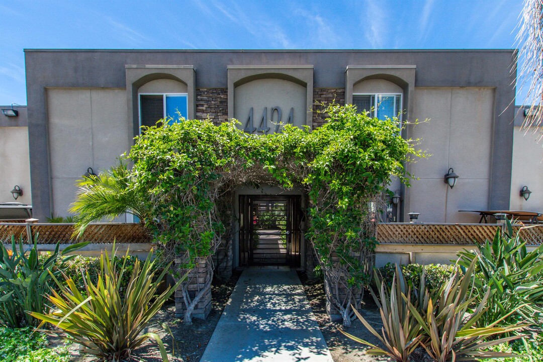 4424 Altadena Ave in San Diego, CA - Building Photo