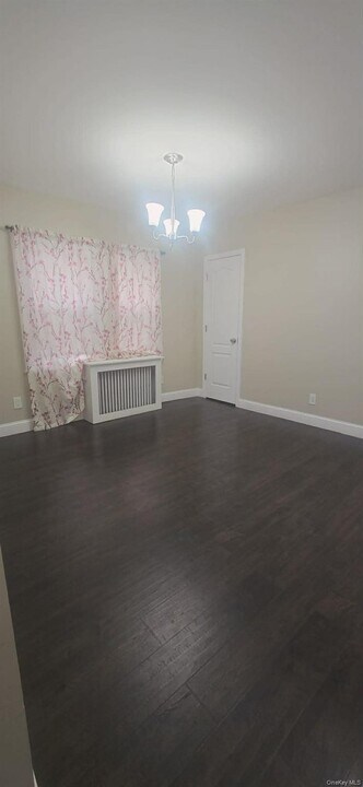 108-24 Springfield Blvd in Queens, NY - Building Photo