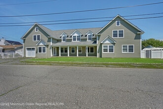 1102 Orlando Dr in Forked River, NJ - Building Photo - Building Photo