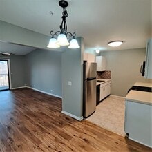 21W581 North Ave in Lombard, IL - Building Photo - Building Photo