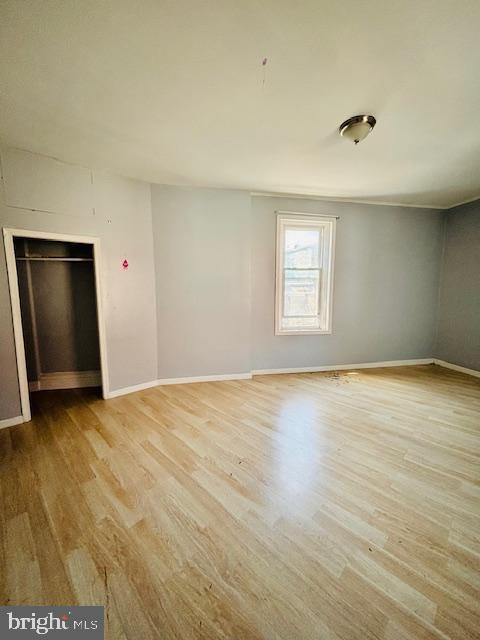 property at 240 W Glenwood Ave