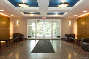 1133 Midland Ave in Yonkers, NY - Building Photo