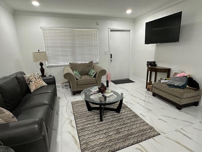 6517 SW 18th St in Miramar, FL - Building Photo - Building Photo