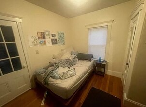 10 Pinkham Rd, Unit 2 in Medford, MA - Building Photo - Building Photo