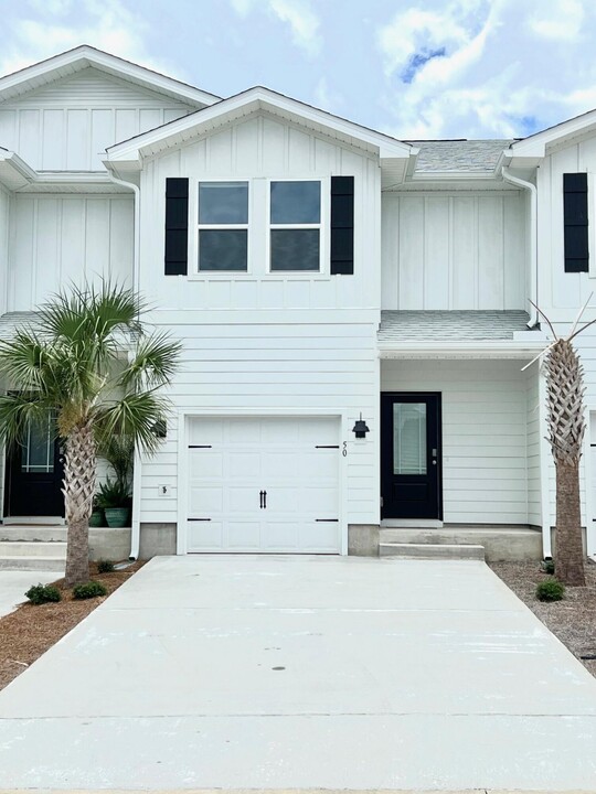 50 Redbird Lp in Destin, FL - Foto de edificio