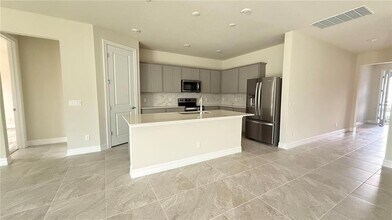 1530 Groveline Rd in St. Cloud, FL - Building Photo - Building Photo