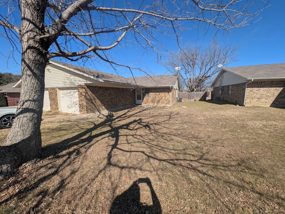 5316 Hastings Dr in Fort Worth, TX - Building Photo