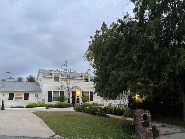 property at 401 Silvery Ln