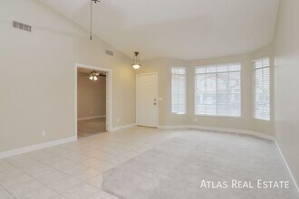 6093 Bing Cherry Dr in Las Vegas, NV - Building Photo - Building Photo