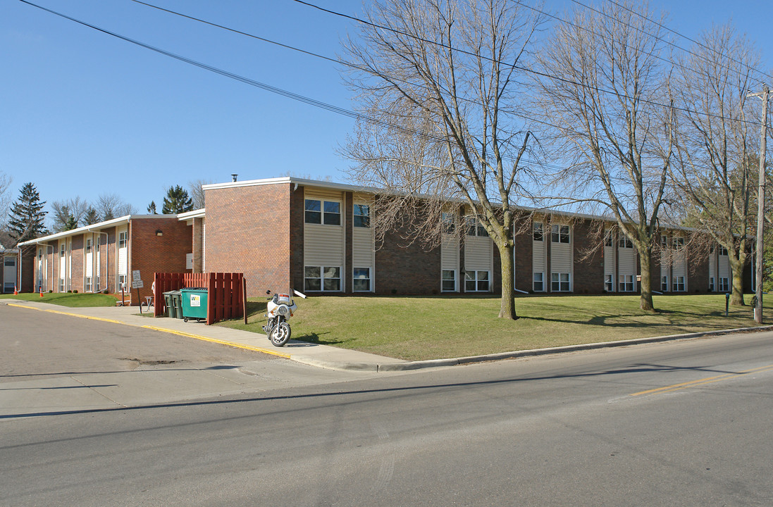 Greenvale Place Apartments in Northfield, MN - Building Photo