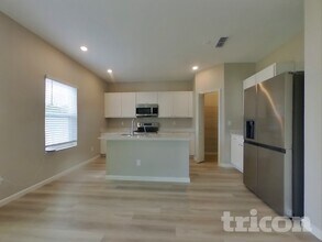 2915 Grand Finale St in Green Cove Springs, FL - Foto de edificio - Building Photo