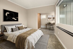 2562 Dexter Ave N in Seattle, WA - Building Photo