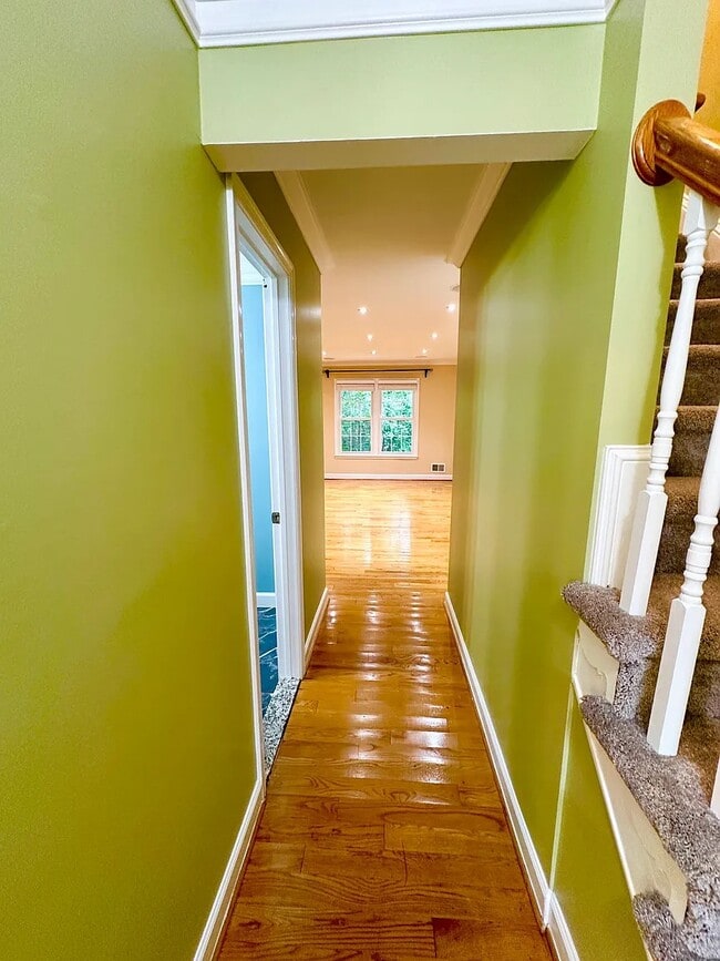 2453 Alsop Ct in Reston, VA - Building Photo - Building Photo