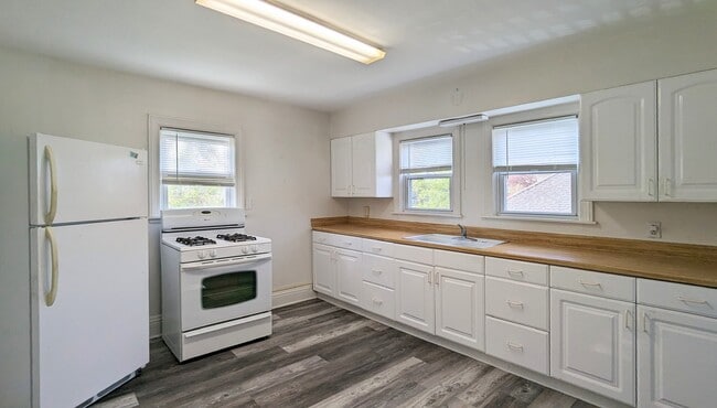 607 Walnut St in Lemont, IL - Building Photo - Building Photo