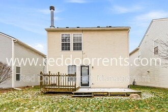 2249 Collins Way in Greenfield, IN - Building Photo - Building Photo