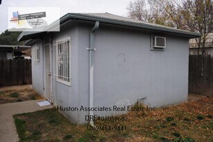1314 Williams St in Stockton, CA - Building Photo