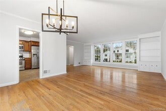 65 Reymont Ave in Rye, NY - Building Photo - Building Photo